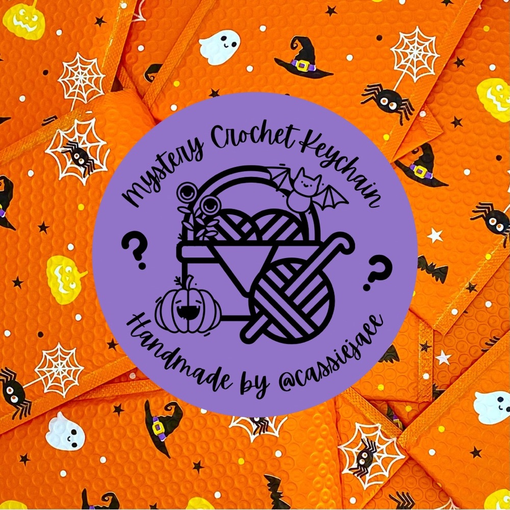 Crochet Halloween Mystery Plush Keychain Blind Bag - Picture 1 of 10